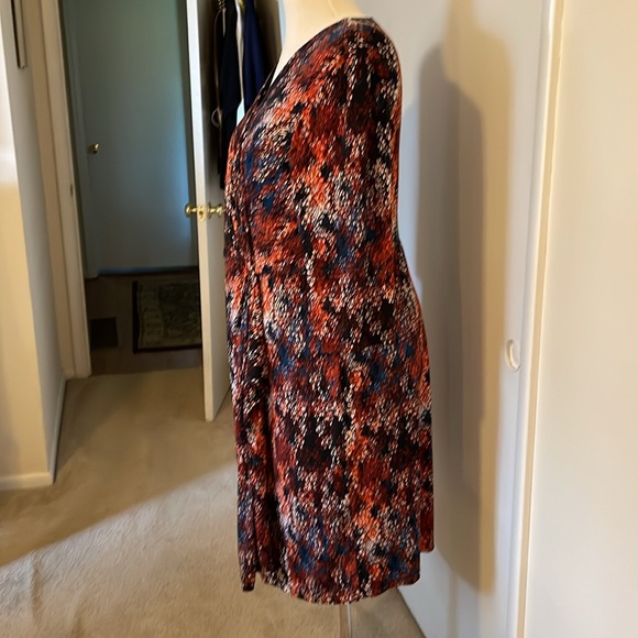 ROZ & ALI- long sleeved Rust/orange/blue/black/cream Faux Wrap Dress. EUC. - Picture 4 of 8